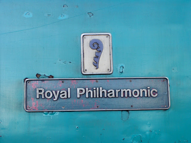 midland mainline trains class 43046 royal philharmonic nameplate