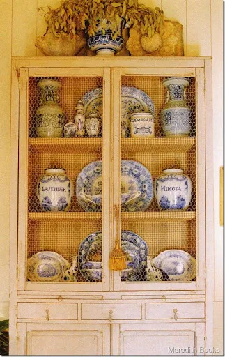cfblueand white3