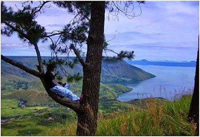 Pendakian Pusuk Buhit, Antara Goresan Luka dan Keindahan Samosir