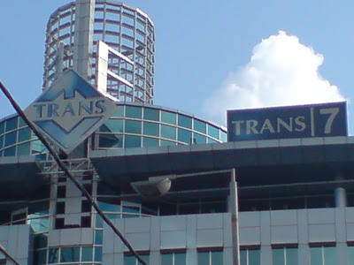 gedung trans crop