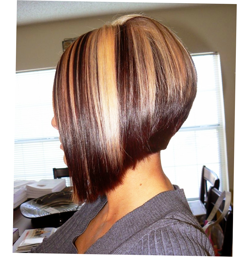 A Line Bob With Side Bangs Hairtstyles - Ellecrafts