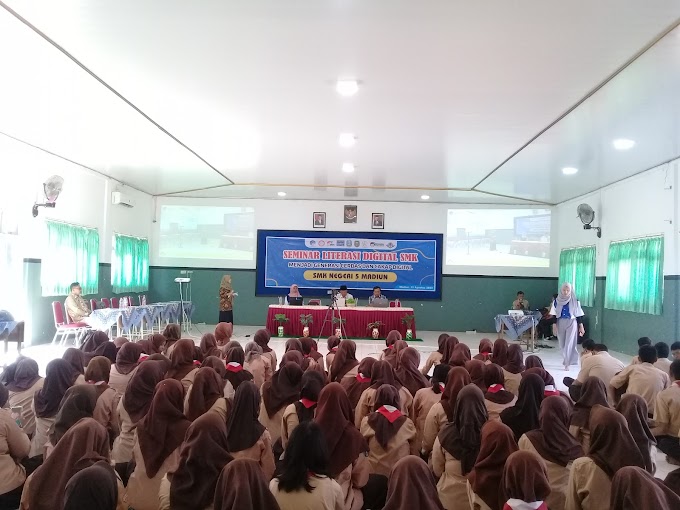 Pandu Digital Bersama SMKN 5 Madiun Menggelar Seminar Literasi Digital Pentingnya Pelajar Memiliki Budaya Digital 
