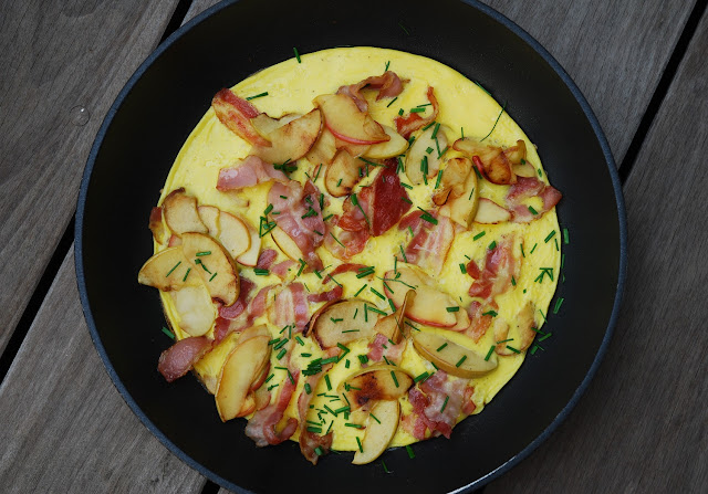 Omelette pommes lard