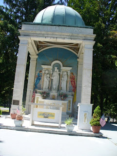 Ourdoor Altar