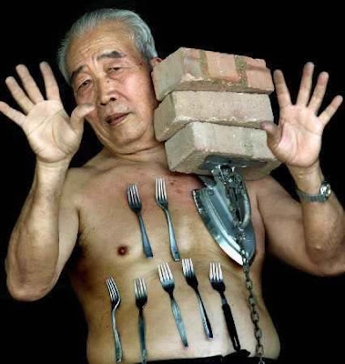 Liew Thow Lin ability to stick metal objects Magnetic Man