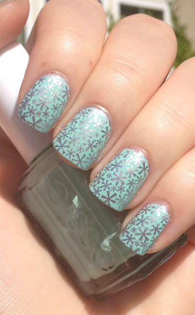 Essie Mint Candy Apple 