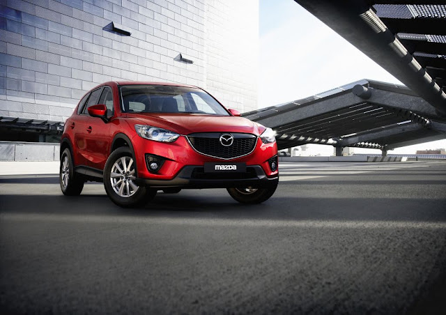 Mazda 6 crossover front image