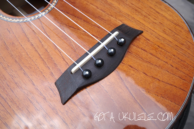 Noah Super Concert Ukulele bridge