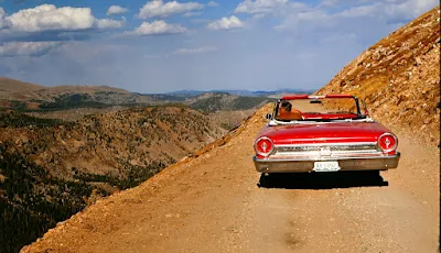 Olá, amantes de veículos! Seja você proprietário de um carro, motocicleta ou qualquer outro veículo, sabemos o quanto é importante mantê-lo limpo e em ótimo estado. Neste artigo, iremos fornecer orientações e dicas valiosas sobre como realizar uma limpeza completa e manter seu veículo brilhando tanto por dentro quanto por fora. Prepare-se para deixar seu automóvel impecável e impressionar a todos nas ruas!