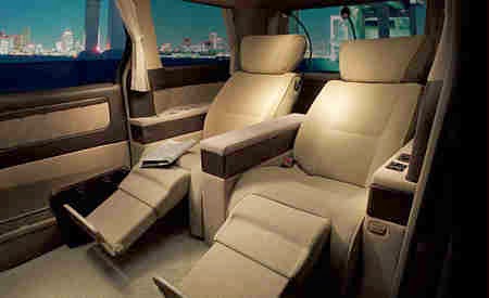 Interior Mobil  Alphard  Royal Lounge nan Mewah