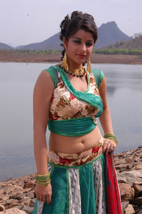 vamsi saradaga kasepu hot images