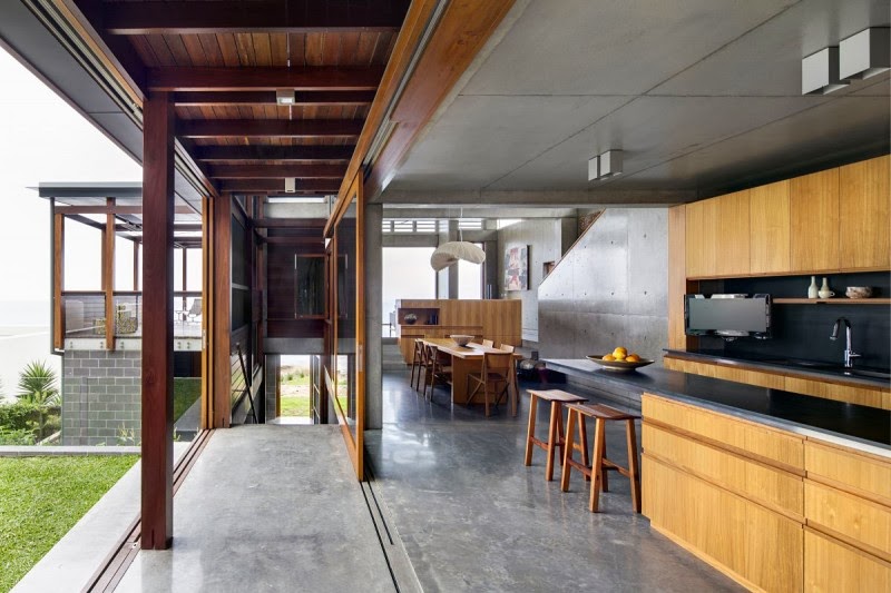 kitchen sliding door for outdoor atmosphere