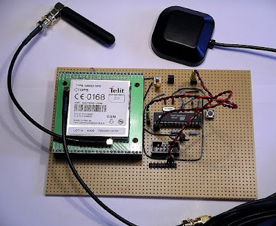 Stand on Microchips Pic  Interfacing An Avr Controller To A Gps Mobile Phone