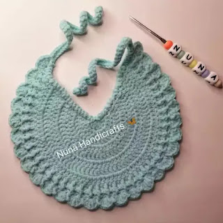 Lindo Babero a Crochet