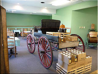 Amish carriage in Old Town Amish Store