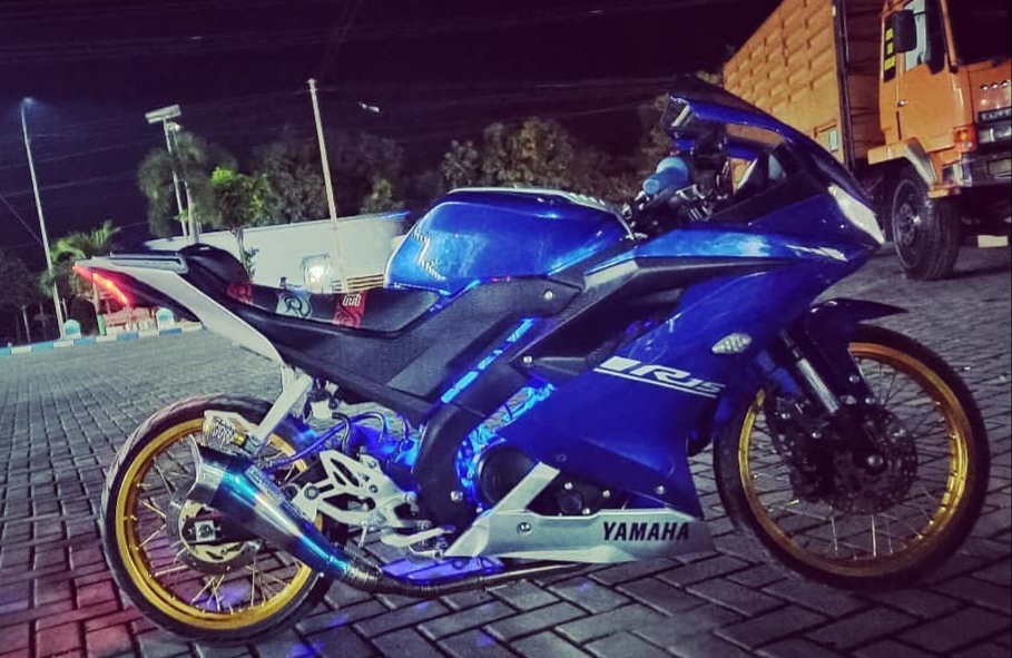 Modifikasi Motor R15 Paling Keren Dan Terbaik 2022 racing 48