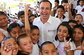 Más de 369 mil paquetes de útiles escolares gratuitos en Benito Juárez: Paul Carrillo
