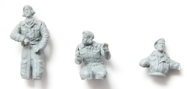 Sherman Firefly crew