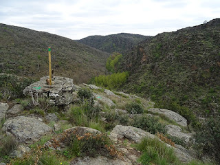 Señalización del sendero entre Hiendelaencina y Villares