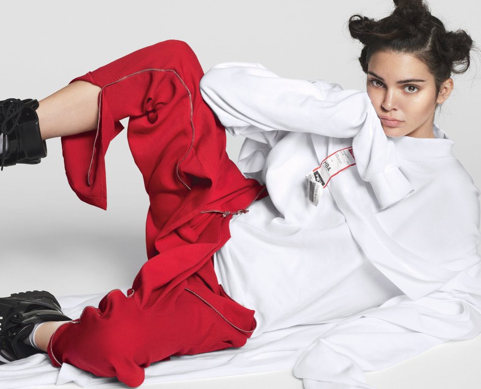 Kendall Jenner sexy photo shoot for Vogue Magazine