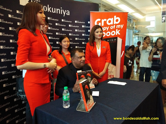 FLYING HIGH, MY STORY FROM AIRASIA TO QPR - TONY FERNANDES