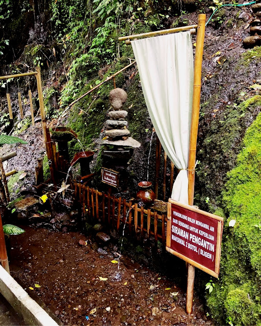 Keindahan Pancuran, Air Terjun Pengantin, Sumber Foto (https://www.instagram.com/vika_srsw/)