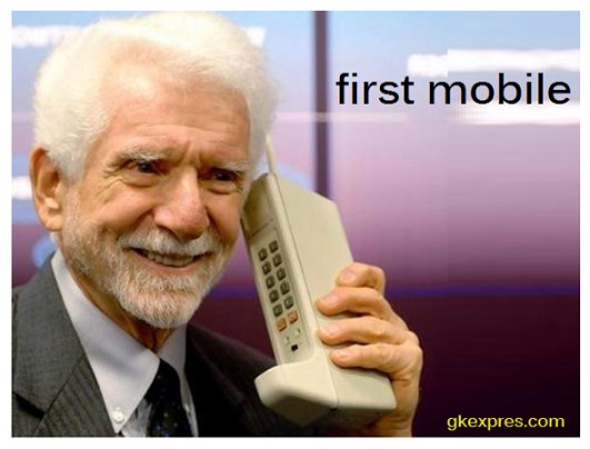 first-mobile-phone-in-world-martin-cooper