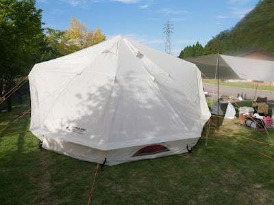 白山吉野オートキャンプ場 オートサイトNo.11 直径4mベル型テント＋4x4mタープ