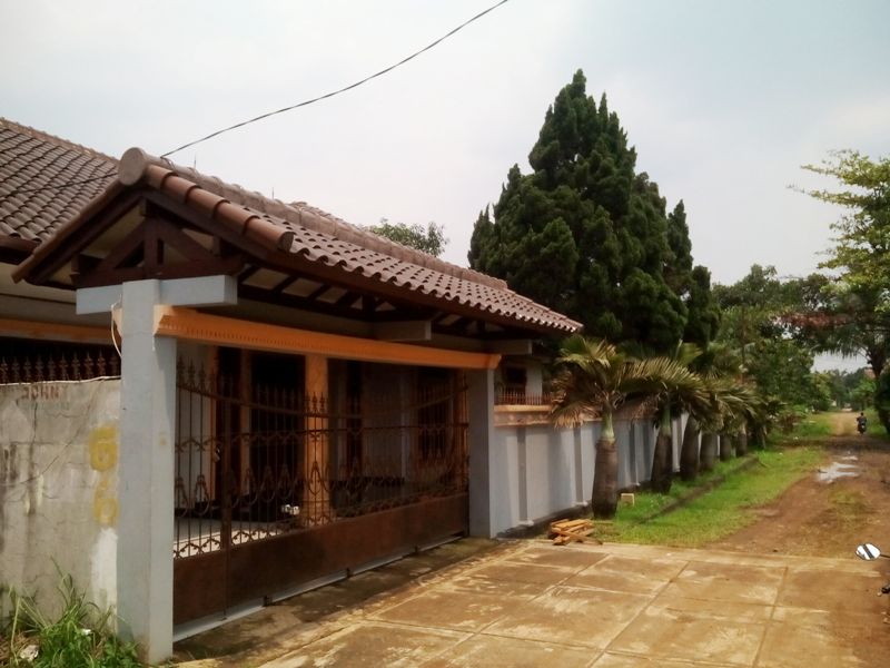 Rumah Lelang: Rumah Sitaan Bank Di Kavling Pertamina 