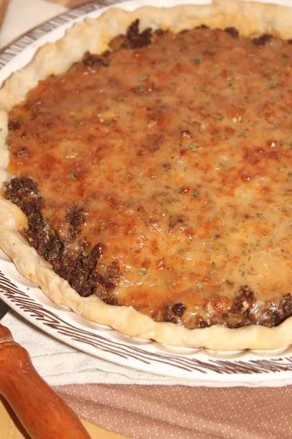Finished baked back cheeseburger pie.