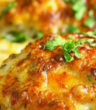 Smothered Cheesy Sour Cream Chicken