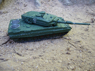 main battle tank model Leopard 2