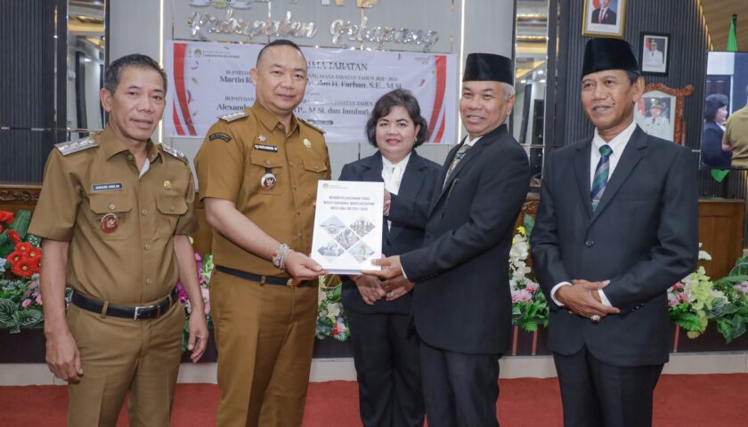 Martin Minta Alex Lanjutkan Pembangunan yang Sudah Dimulai