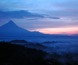 sunrise,borobudr sunrise