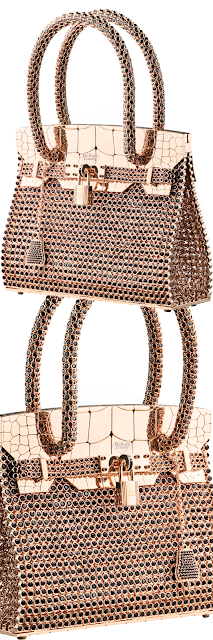 ♦Hermès Haute Bijouterie Kelly mini bag with 1.160 diamonds in solid rose gold total 111.51ct #hermès #bags #jewelry #brilliantluxury