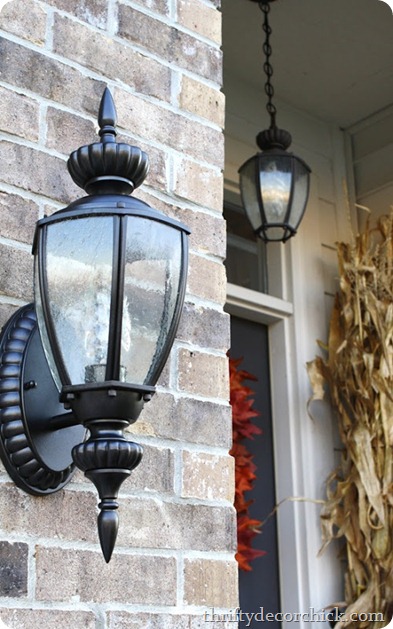 spray painting outdoor lights