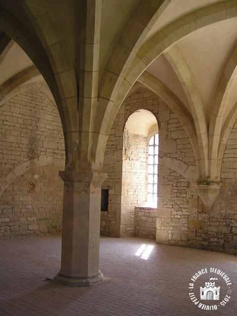 MONTBARD (21) - Abbaye de Fontenay : la forge