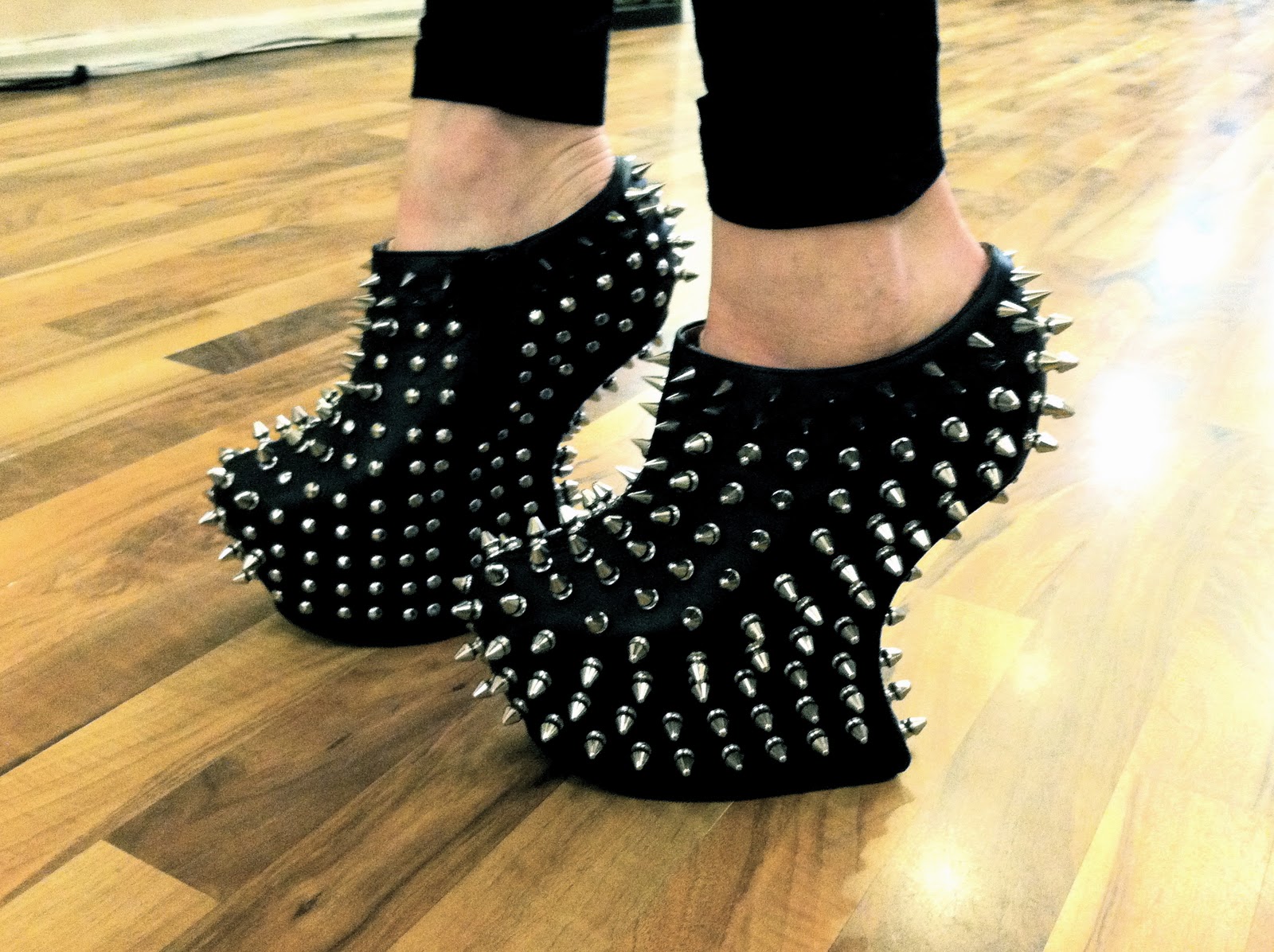 Spotted : Jeffrey Campbell 's that could make WanderLust cry tears of ...