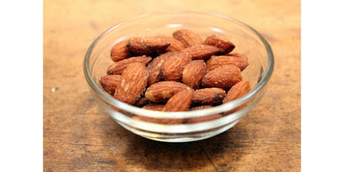 KACANG ALMOND LOKAL<br/>Unaaha<br/>