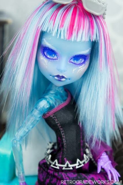 Custom Monster High Repaint