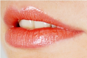 girls_lips_image