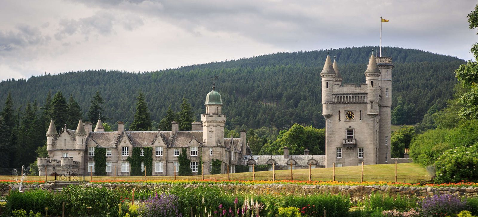 Balmoral, the Queen's beloved Scottish home (with Map & Photos)