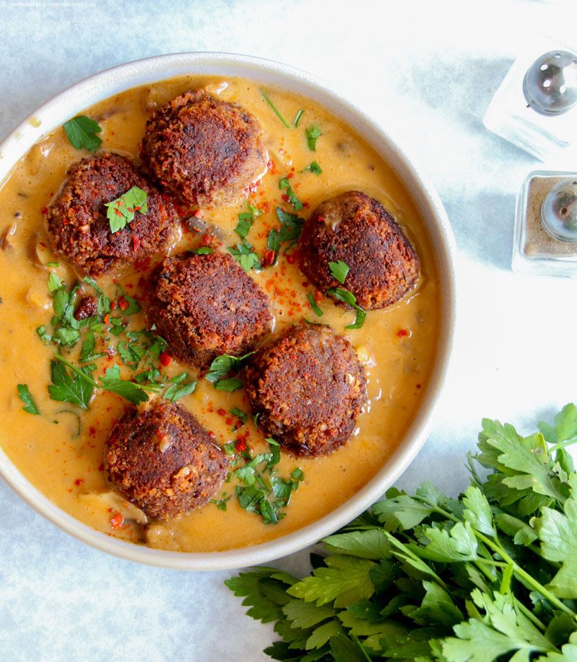 vegane Köttbullar mit Pilzsauce