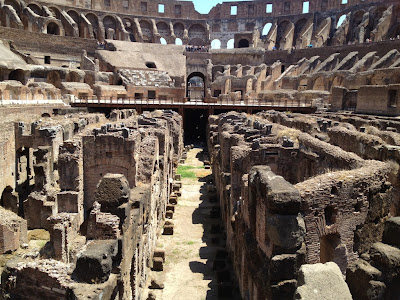 El Coliseo Romano, Roma, Que ver en Roma, Que visitar en Roma, El Coliseo, Historia y Turismo en Roma, Lugares Turisticos en Roma, Anfiteatro Flavio, 