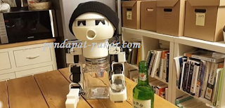 Peneliti Asal Korea Selatan Ciptakan Robot Untuk Teman Minum