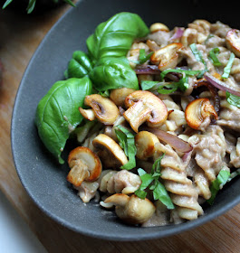 Oppskrift Hjemmelaget Soppsaus Pasta Tørket Steinsopp Shiitake