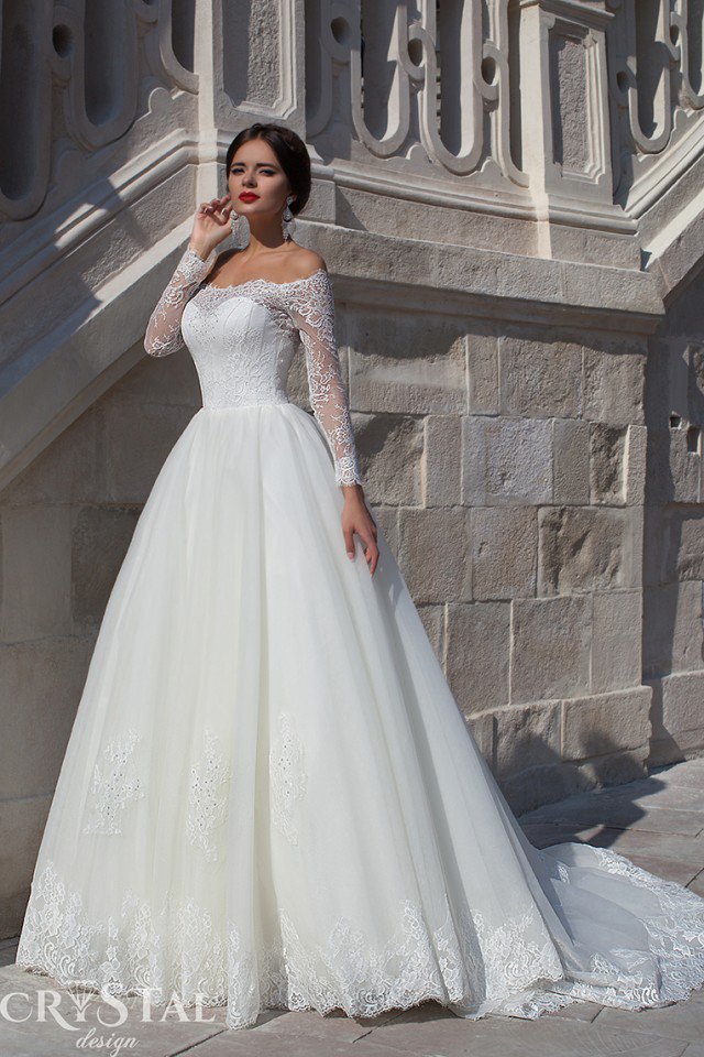 Halter top wedding dresses pinterest