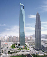 Una maqueta de lo que será el edificio que alojará al Park Hyatt Shanghai, el hotel más alto del mundo