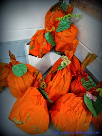 Easy Kids Craft: Pumpkins from Paper Bags at RainbowsWithinReach 