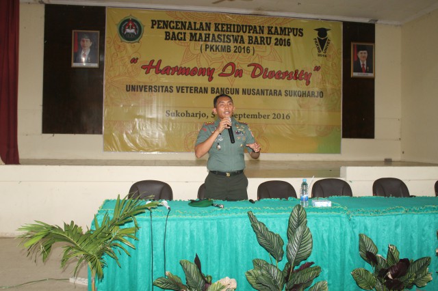 DANDIM 0726 SUKOHARJO BERIKAN MATERI KULIAH UMUM PERDANA DI UNIVET BANTARA SUKOHARJO